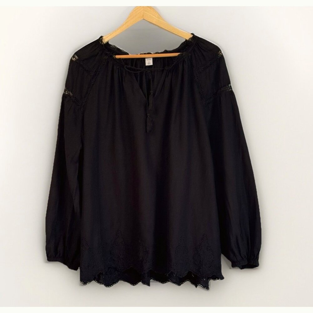 Old Navy Women’s XXL Black Embroidered Top Feminine Lace Dark Boho Whimsigoth